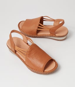 BARRINA SU DK TAN GUM SOLE LEATHER