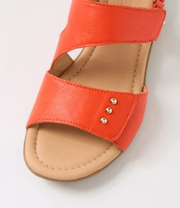 BILLS SU PUMPKIN GUM SOLE LEATHER
