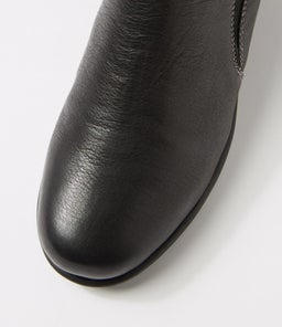 LATE SU BLACK LEATHER