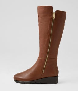 MAKES SU COGNAC LEATHER