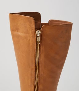 MAKES SU NEW TAN LEATHER