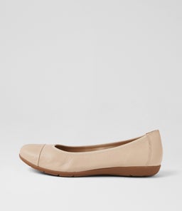 Hallies Almond Leather Ballet Flats Hallies Almond Leather Ballet Flats