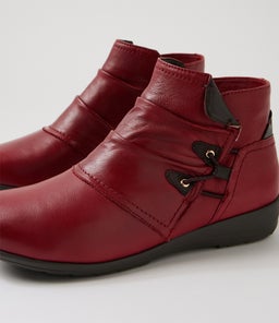 PARISA SU CHERRY BROWN LEATHER