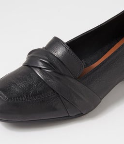 ROMEY SU BLACK LEATHER