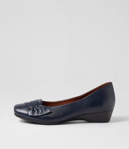 Reverse Su Navy Leather Reverse Su Navy Leather