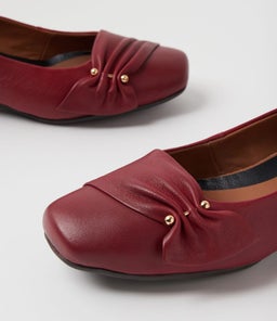 REVERSE SU CHERRY LEATHER