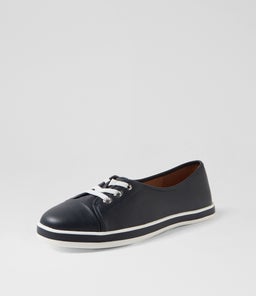 AUGUSTS SU NAVY LEATHER