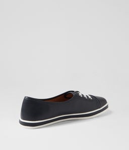 AUGUSTS SU NAVY LEATHER