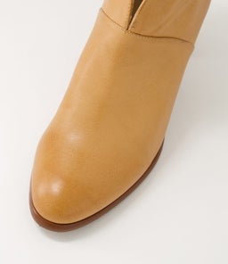 CHRISTINA2 SU DK TAN LEATHER