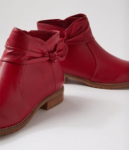HEY SU DK RED LEATHER