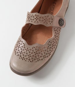 ROSEZ SU TAUPE METALLIC SUEDE
