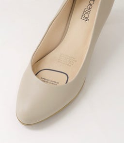 SERINA2 SU OATMILK NATURAL HEEL LEATHER