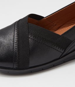 FOCUSS SU BLACK LEATHER