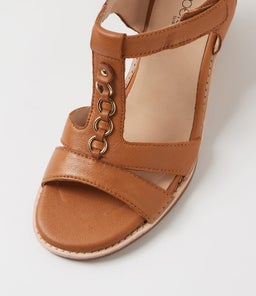 PAISLEYS SU NEW TAN LEATHER