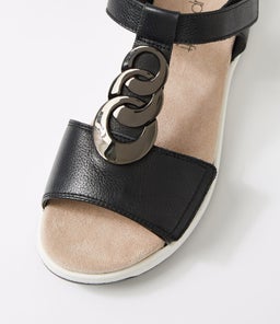 TOSSO SU BLACK LEATHER