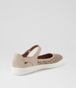 ZELINDA SU ALMOND LEATHER