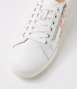 ZURAH SU WHITE LEATHER
