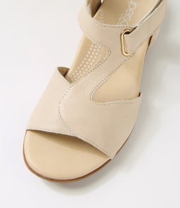 CORAS SU ALMOND LEATHER
