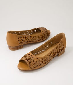 PARRISA SU DK TAN LEATHER