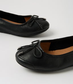 PHILLIPE SU BLACK LEATHER