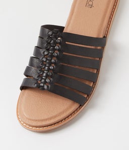 QUANA SU BLACK LEATHER
