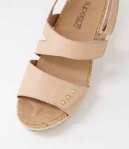 CARRIES SU DK NUDE LEATHER
