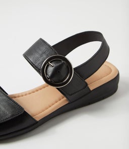 FEFEE SU BLACK BLACK SOLE LEATHER