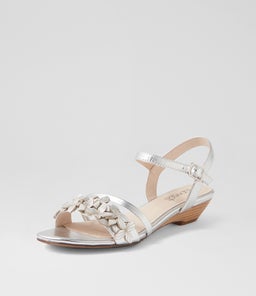 BLOSSUMS SU SILVER LEATHER