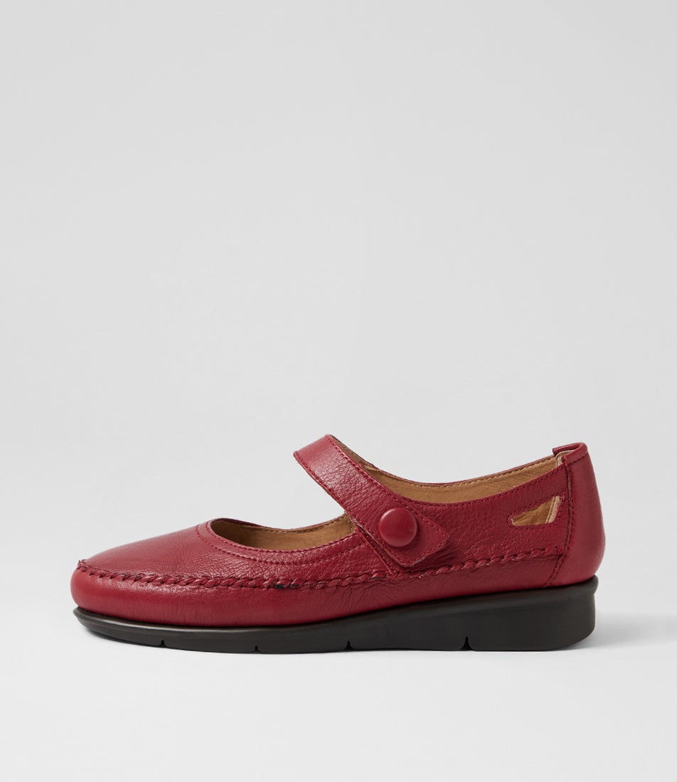 Peregrine Cherry Leather Flat Shoes