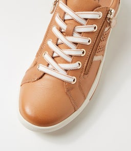 EMILLIO SU TAN PLATINUM LEATHER SUEDE