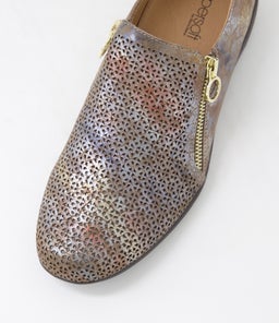 GEENIE SU DK TAUPE RICH SUEDE