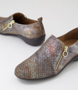 GEENIE SU DK TAUPE RICH SUEDE