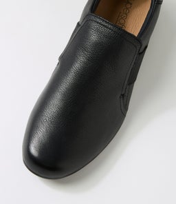 GINTA SU BLACK LEATHER