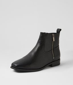 KARLI SU BLACK LEATHER