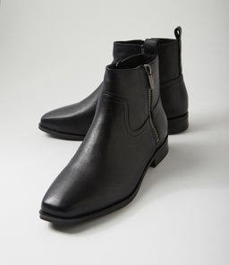 KARLI SU BLACK LEATHER