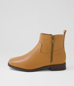 KARLI SU DK TAN LEATHER
