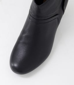 FAYIE SU BLACK LEATHER