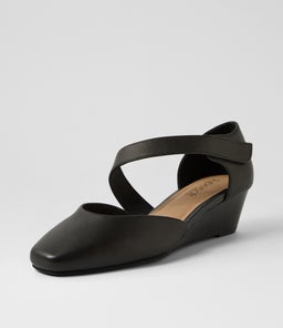 SAGIE2 SU BLACK LEATHER