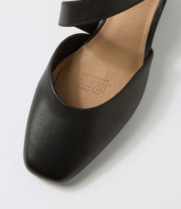 SAGIE2 SU BLACK LEATHER