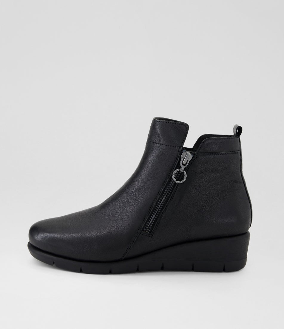 Mavise Black Leather Ankle Boots