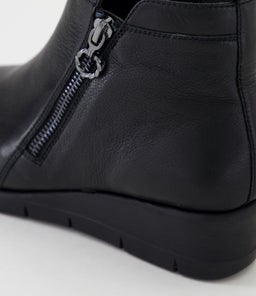 MAVISE SU BLACK LEATHER