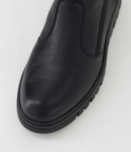 MICKAE SU BLACK LEATHER