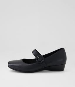 RYANIE SU BLACK LEATHER