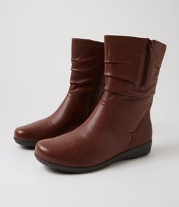 PAULINEAS D SU BRANDY LEATHER