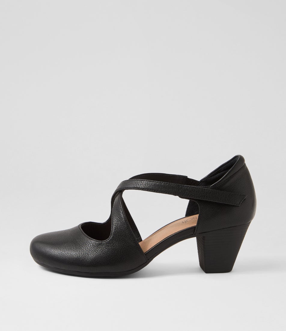 Flynnie Black Leather Heels