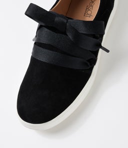ZORIE SU BLACK SUEDE