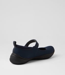 SELINNE SU NAVY KNIT
