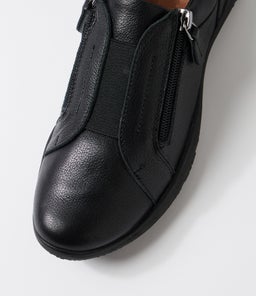 SLOANIS SU BLACK LEATHER