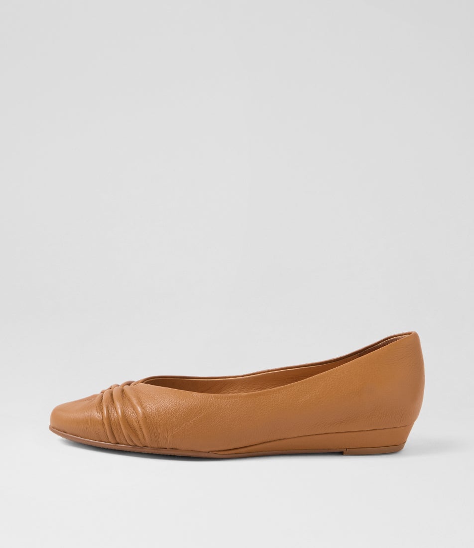 Carlas Dark Tan Leather Flat Shoes Carlas Dark Tan Leather Flat Shoes