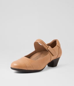 LARSIN SU DK TAN LEATHER